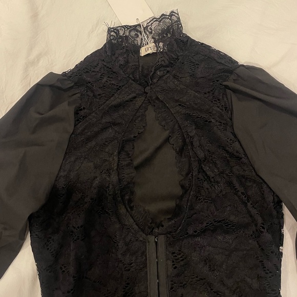 Ursime lace corset style blouse - Picture 3 of 12